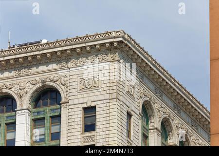 Cleveland’s Playhouse Square Landmark B.F. Keith Building Of 1922 ...