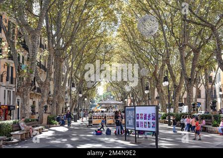 Palma de Mallorca, Spain - 7 Nov, 2022: Pedestrians on the Paseo del Born avenue Stock Photo