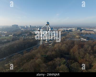 Brussels, 17th of December 2022, Belgium. The Atomium is a monument in the Heysel Park in Brussels. steel construction consisting of nine spheres Stock Photo