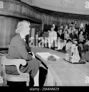 Sorbonne, Vera Korene, Lecture to Fulbright Students. Photographs of Marshall Plan Programs, Exhibits, and Personnel Stock Photo