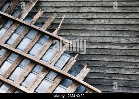 TN00155-01....Tennessee - Broken roof in Cades Cove, Great Smoky Mountains National Park. Stock Photo