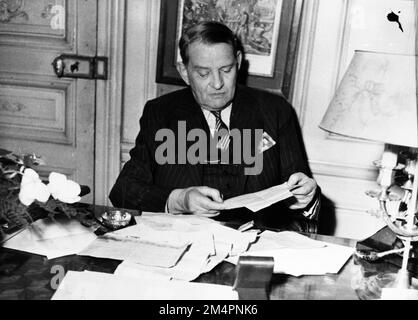 Rene Coty, New French President. Photographs of Marshall Plan Programs, Exhibits, and Personnel Stock Photo