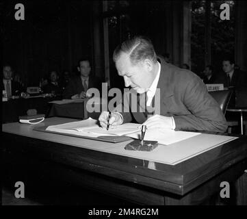 European Payments Union Agreement is Signed. Photographs of Marshall Plan Programs, Exhibits, and Personnel Stock Photo