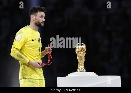 AL DAAYEN - France goalkeeper Hugo Lloris after the FIFA World Cup Qatar 2022 final match between Argentina and France at Lusail Stadium on December 18, 2022 in Al Daayen, Qatar. AP | Dutch Height | MAURICE OF STONE Stock Photo