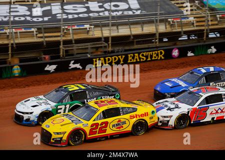 Bristol, TN, USA. 16th Apr, 2016. Bristol, TN - Apr 16, 2016: Kyle ...