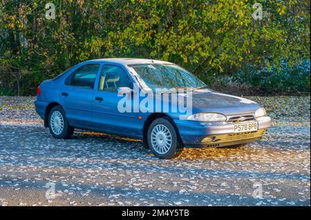 1996 mk1 Ford Mondeo in Verona trim level. Ford's 1st 'world car' Stock Photo