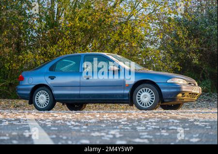 1996 mk1 Ford Mondeo in Verona trim level. Ford's 1st 'world car' Stock Photo