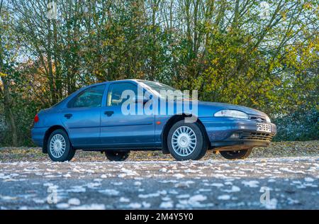 1996 mk1 Ford Mondeo in Verona trim level. Ford's 1st 'world car' Stock Photo