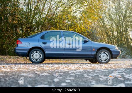 1996 mk1 Ford Mondeo in Verona trim level. Ford's 1st 'world car' Stock Photo