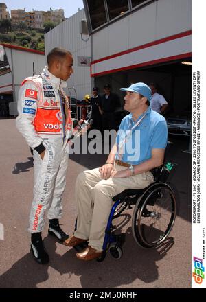 MOTORSPORT - F1 2007 - MONACO GP - 23/05 TO 27/05/2007 - PHOTO : GILLES LEVENT / DPPI LEWIS HAMILTON (GBR) / MCLAREN MERCEDES MP4/22 - AMBIANCE - PORTRAIT AND PHILIPPE STREIFF Stock Photo