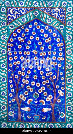 Flower pattern tile panel on a wall of the Topkapi Palace in Istanbul, Turkey. Stock Photo