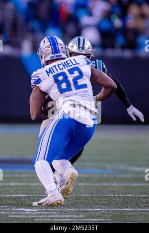 Detroit Lions tight end James Mitchell (82) practices before an