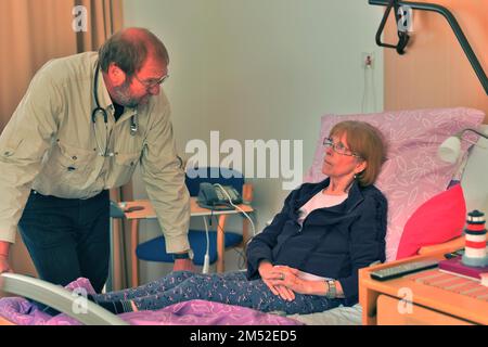 The Mother Theresa Hospice offers its guests a dignified home in a new friendly ambience for patients in their last stage of life. The intensive care Stock Photo