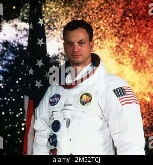 GARY SINISE in APOLLO 13 (1995), directed by RON HOWARD. Credit: UNITED INTERNATIONAL PICTURES / Album Stock Photo