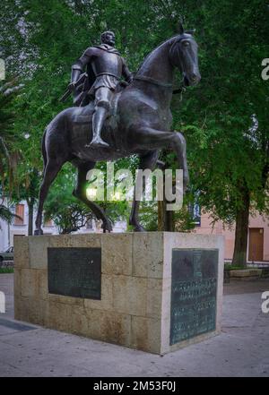 A vertical shot of the statue of Diego de Almagro. Plaza Mayor, Castilla-La Mancha, Spain. Stock Photo