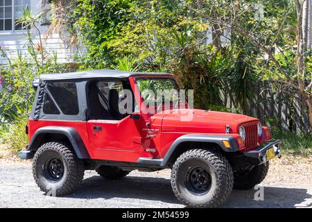 Sport utility vehicle, 2000 hi-res stock photography and images - Alamy