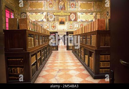 Biblioteca Comunale dell'Archiginnasio, Bologna, Emilia Romagna, Italy Stock Photo
