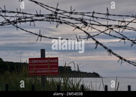 Germany, Rerik, 27. 06. 2020, beach, shore, barrier, fence to Wustrow peninsula, restricted area, former military use Stock Photo