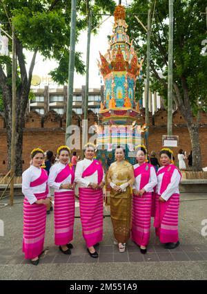 Chiang Mai, Thailand. November 07, 2022. Images of Chain Mai city at the Yi Peng and Loy Krathong festival. Women dressed in traditional Thai clothing Stock Photo