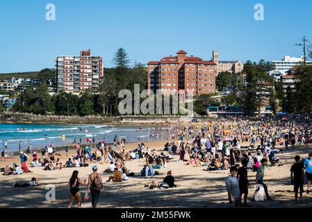 Lots of people at Manly beach, Sydney, NSW, Australia Stock Photo
