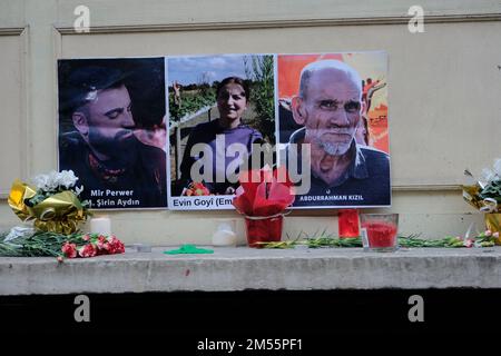 Paris, Ile de France, FRANCE. 26th Dec, 2022. Photographs of three Kurds killed in Paris are on display outside the Kurdish Ahmet-Kaya centre in Paris. The man who was arrested after the crime on december 23th 2022, admits racial reasons for the killings. (Credit Image: © Remon Haazen/ZUMA Press Wire) Credit: ZUMA Press, Inc./Alamy Live News Stock Photo