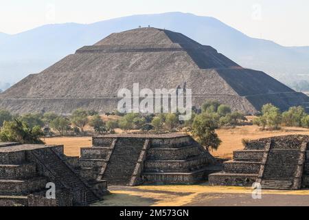 Pyramid of the Sun and Avenue of the Dead in Teotihuacan in Mexico Stock Photo