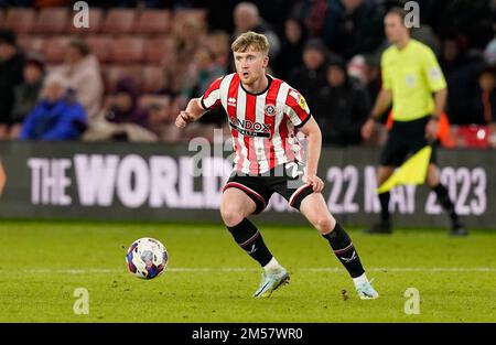 Sheffield, England, 26th December 2022.  Tommy Doyle of Sheffield Utd during the Sky Bet Championship match at Bramall Lane, Sheffield. Picture credit should read: Andrew Yates / Sportimage Credit: Sportimage/Alamy Live News Stock Photo