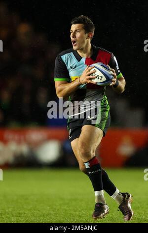 London, UK. 27th Dec, 2022. Tommy Allan of Harlequins during the Gallagher Premiership match Harlequins vs Bristol Bears at Twickenham Stoop, London, United Kingdom, 27th December 2022 (Photo by Nick Browning/News Images) in London, United Kingdom on 12/27/2022. (Photo by Nick Browning/News Images/Sipa USA) Credit: Sipa USA/Alamy Live News Stock Photo