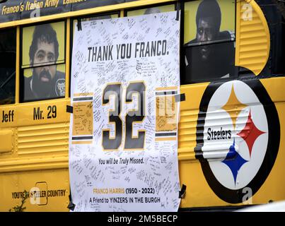 Franco Harris making the immaculate reception Western Pennsylvania Sports  Museum in the Heinz History Center, Pittsburgh, USA Stock Photo - Alamy