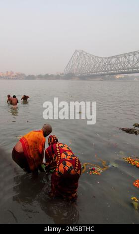 Mallick Ghat on the banks of the Hooghly river in Kolkata, West Bengal, India. Stock Photo