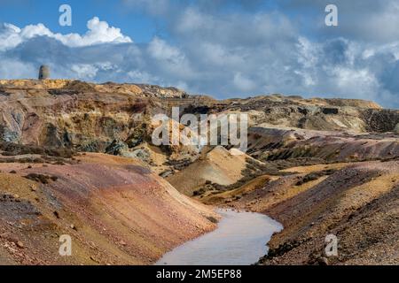 Wide view of Parys Mountain open cast copper mine in North Wales Stock Photo
