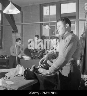 Italian Prisoners of War in Britain- Everyday Life at An Italian Pow ...