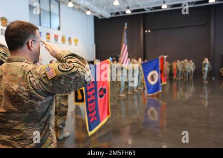 A Change of Command ceremony took place March 12, 2022, at the 34th Red Bull Infantry Division Headquarters in Arden Hills, Minnesota. Outgoing commanding general, Maj. Gen. Michael Wickman, relinquished command to the incoming commander, Brig. Gen. Charles Kemper. (U.S. Army National Guard photos by Staff Sgt. Sirrina E. Martinez) Stock Photo