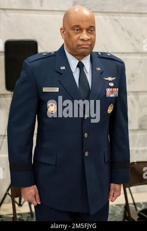 Charles M. Walker is promoted to the rank of major general during ceremony held in the Capitol Rotunda in Frankfort, Ky., March 12, 2022. Walker, who previously served as chief of staff for the Kentucky Air National Guard, is the director of the Office of Complex Investigations at the National Guard Bureau, Joint Base Andrews, Md. Stock Photo