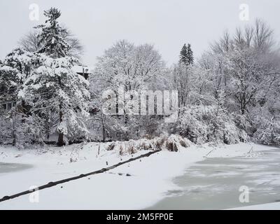 Canadian snow scene the week before Christmas. A very snowy and icy Brown's Inlet in Ottawa, ON, Canada. Stock Photo