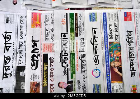 A Newspaper vendor in Esplanade, Kolkata, India Stock Photo - Alamy