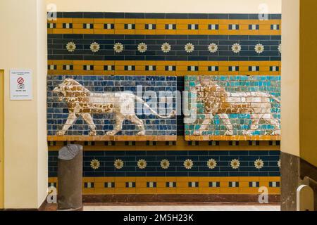 ISTAMBUL, TURKEY - SEPTEMBER 13, 2017: These are fragments of the gate Ishtar from Babylon with the image of lions in the Museum of Archeology. Stock Photo