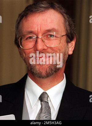 File photo dated 18/02/97 of former Deputy Leader of the Aliance Party Seamus Close. Former Northern Ireland Secretary Peter Mandelson urged the cross-community Alliance Party to redesignate as unionists at Stormont in 1999 to facilitate the formation of a powersharing government, declassified papers have revealed. Issue date: Thursday December 29, 2022. Stock Photo
