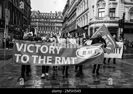 Image showing a cost of living crisis rally in Glasgow following CWU and RMT picket line Stock Photo