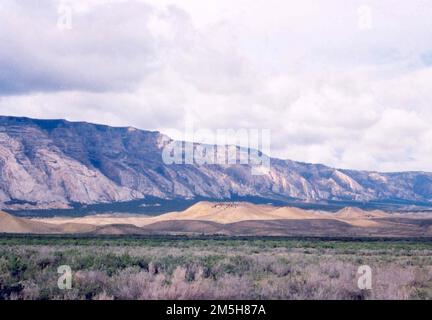 Colorada Dinosaur Ridge View of Dinosaur Ridge Colorado where prehistoric fossils of dinosaurs ...