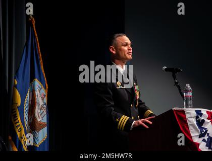 SILVERDALE, Wash. (March 18, 2022) – U.S. Navy Cmdr. Eric Hunter, from Jonesboro, Ga., speaks to the families and crew of the Ohio-class ballistic-missile submarine USS Nevada (SSBN 733) during the ship’s change of command ceremony, March 18, 2022. Nevada, homeported at Naval Base Kitsap, Wash., is the eighth Ohio-class submarine and the fourth U.S. Navy ship to bear the name Nevada. The submarine was commissioned in Groton, Conn., Aug. 16, 1986. Stock Photo