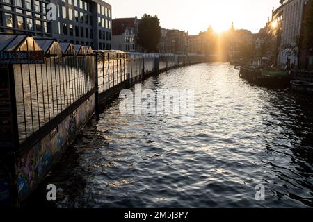 Netherlands, Amsterdam, summer 2021. Illustration of tourism and daily life in Amsterdam, The Netherlands, during the summer holidays. Photograph by M Stock Photo