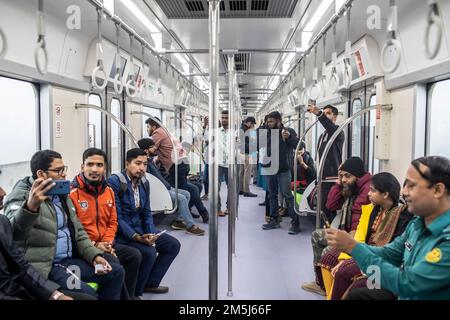 Dhaka, Bangladesh. 29th Dec, 2022. Passengers travel inside a Dhaka Metro train from Uttara North to Agargaon. Prime Minister Sheikh Hasina formally inaugurated the country's first metro rail. (Photo by Sazzad Hossain/SOPA Images/Sipa USA) Credit: Sipa USA/Alamy Live News Stock Photo