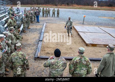 U.S. Army Capt. Derrick Payne, a team leader with Company A, 4th Battalion, 399th Regiment, delivers the safety and introductory briefing prior to the start of land navigation training March 19, 2022, on Fort Knox, Ky. Soldiers from 4th Bn., 399th Regt., who serve as Cadet Summer Training instructors, conducted land navigation refresher training before traversing the course to find their specified points during March Battle Assembly. Stock Photo