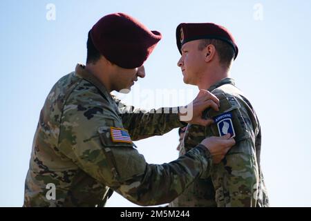 U.S. Army paratroopers are inducted into the 173rd Airborne Brigade as 'Sky Soldiers' during a unit patching ceremony at Caserma Del Din in Vicenza, Italy on March 24, 2022.    The 173rd Airborne Brigade is the U.S. Army's Contingency Response Force in Europe, providing rapidly deployable forces to the United States European, African, and Central Command areas of responsibility. Forward deployed across Italy and Germany, the brigade routinely trains alongside NATO allies and partners to build partnerships and strengthen the alliance. Stock Photo