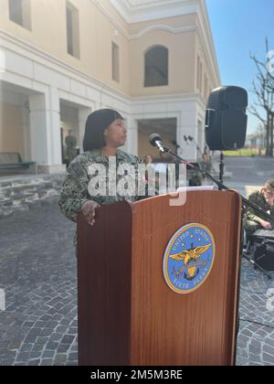 220324-D-XS877-520   NAPLES, Italy (March 24, 2022) Cryptologic Technician Master Chief Virginia Sanders speaks during the Women’s History Month celebration sponsored by the U.S. Sixth Fleet’s Multicultural Heritage Committee onboard U.S. Naval Support Activity (NSA) Naples Capodichino on March 24, 2022.  NSA Naples is an operational ashore base that enables U.S., allied, and partner nation forces to be where they are needed, when they are needed to ensure security and stability in the European, African, and Central Command areas of responsibility. Stock Photo