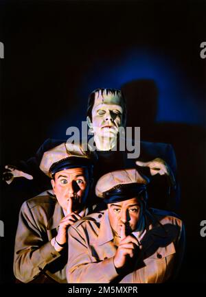 BUD ABBOTT and LOU COSTELLO in ABBOTT AND COSTELLO MEET FRANKENSTEIN (1948), directed by CHARLES BARTON. Credit: UNIVERSAL INTERNATIONAL / Album Stock Photo