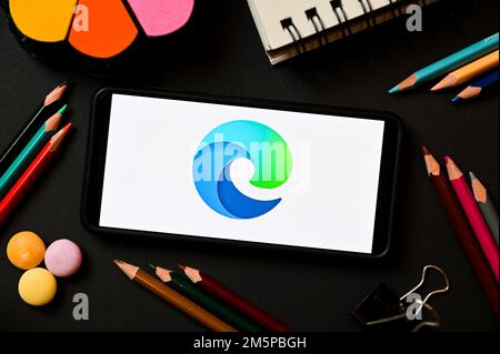 Poland. 17th Dec, 2022. In this photo illustration a Microsoft Edge logo seen displayed on a smartphone. (Photo by Mateusz Slodkowski/SOPA Images/Sipa USA) Credit: Sipa USA/Alamy Live News Stock Photo