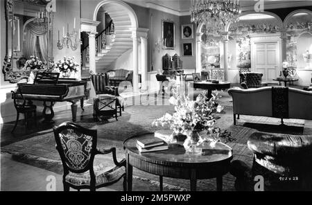 Set Reference Still of Living Room for CLARK GABLE and MYRNA LOY in PARNELL 1937 director / producer JOHN M. STAHL art direction Cedric Gibbons associate art directors William A. Horning and Edwin B. Willis set decoration Jack D. Moore Stock Photo