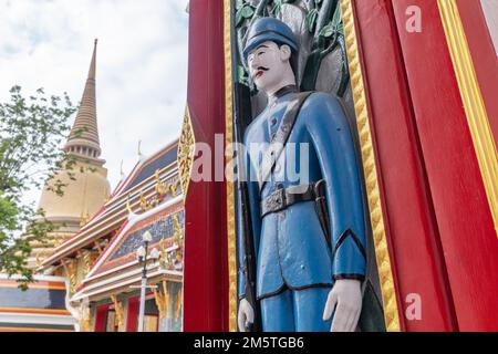 Watchman on the door of Wat Ratchabophit Sathitmahasimaram Ratchaworawihan, a Buddhist temple in Bangkok, Thailand. Stock Photo